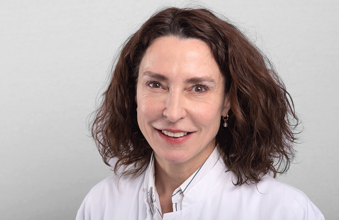 dr michaela gregor